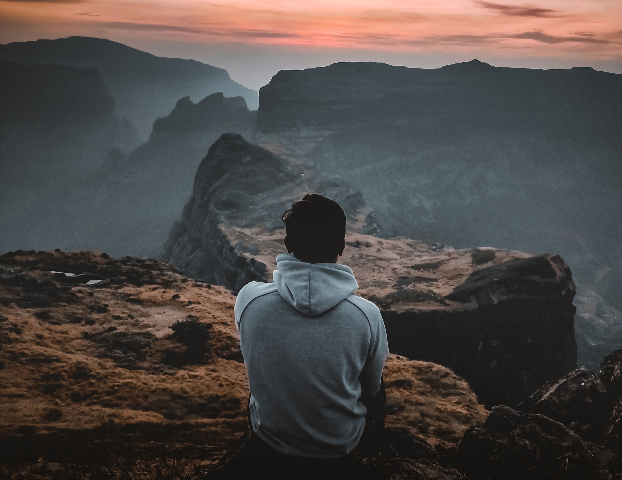 suraj-kardile-OjBMfvfJ9N4-unsplash